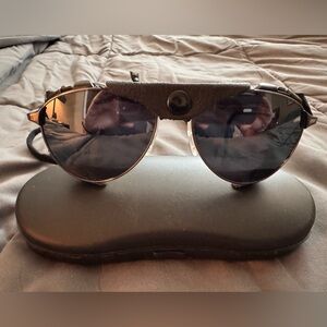 Stylish Black Glacier Sunglasses